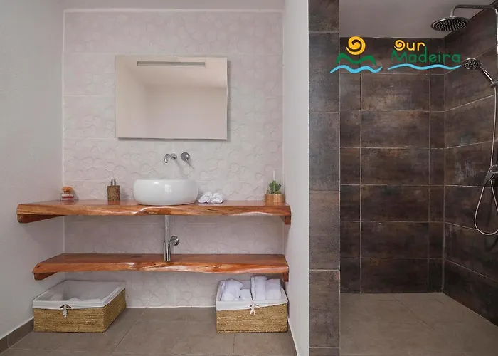 Ourmadeira - Casa Da Rosalina, Superb Calheta (Madeira)