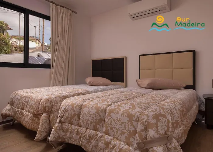 Ourmadeira - Casa Da Rosalina, Superb Vila